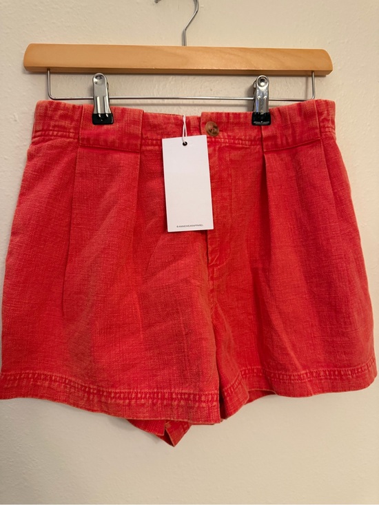 Annie Pants - Annie Coral-Red High Waist Pleated Shorts